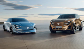 Peugeot Concept 6 and Concept 8 - front end