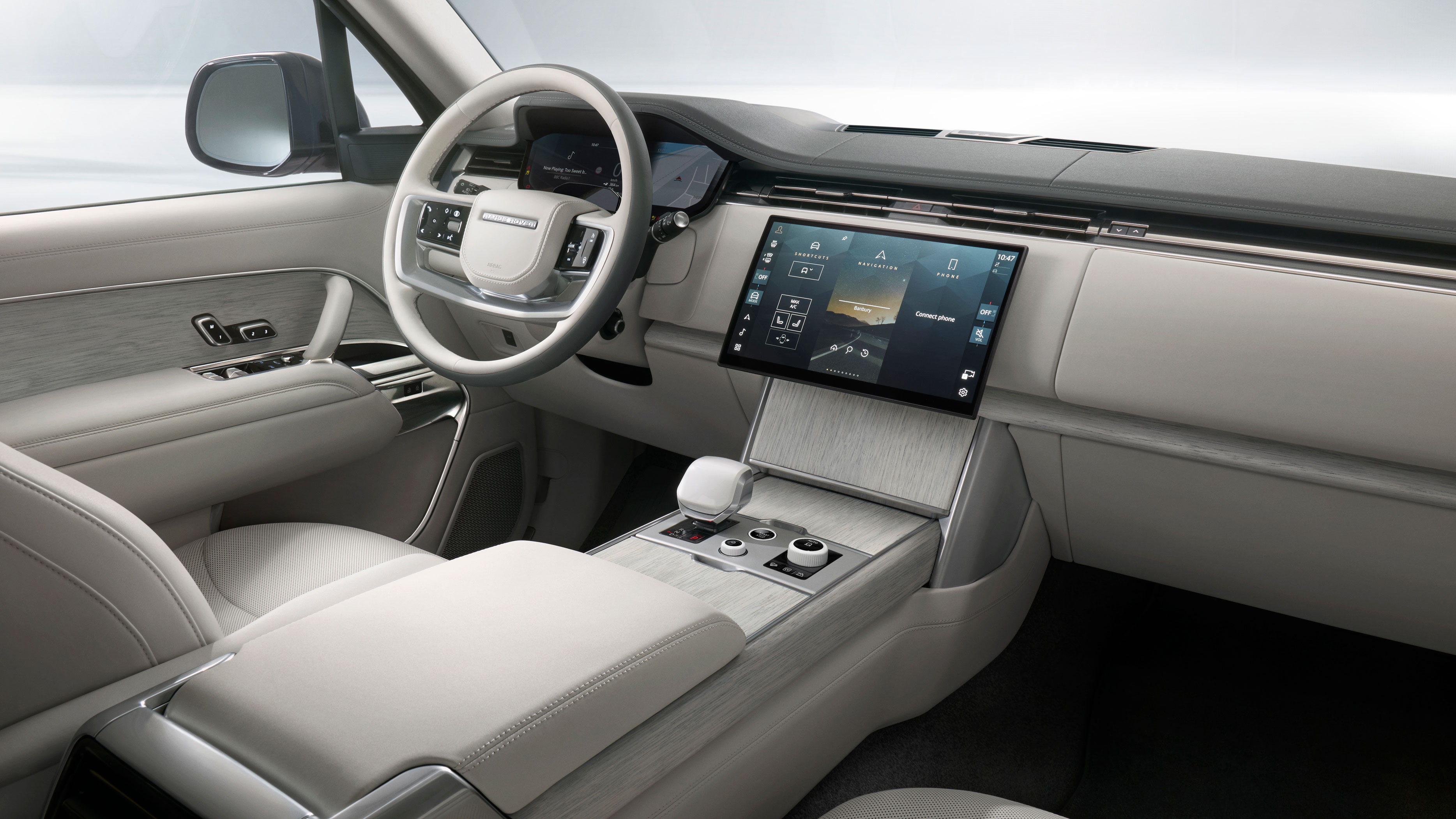 Range Rover SV Ultra - dash