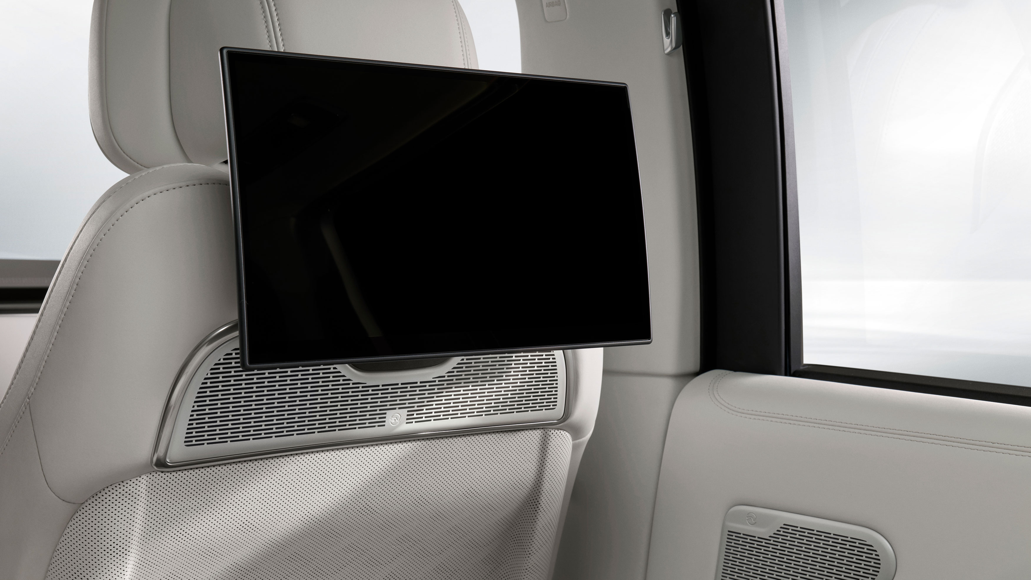 Range Rover SV Ultra - screen