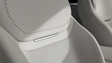 Range Rover SV Ultra - seat detail