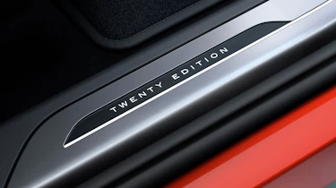 Range Rover Sport Twenty Edition - sill