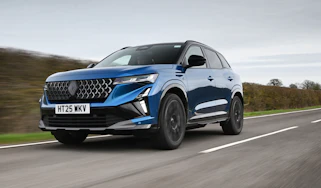 Renault Austral 2026 - front tracking
