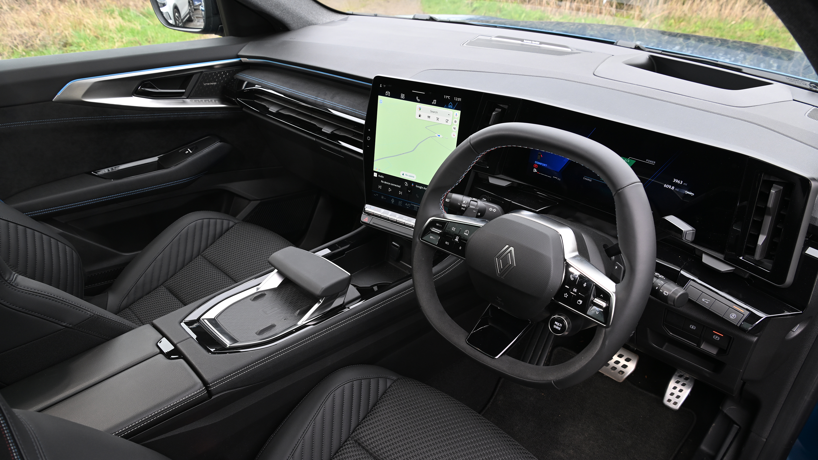 Renault Austral 2026 - front interior 