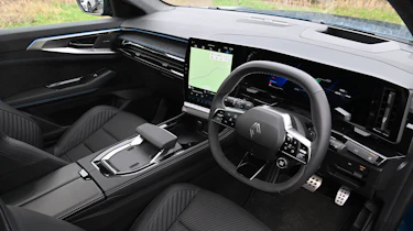 Renault Austral 2026 - front interior