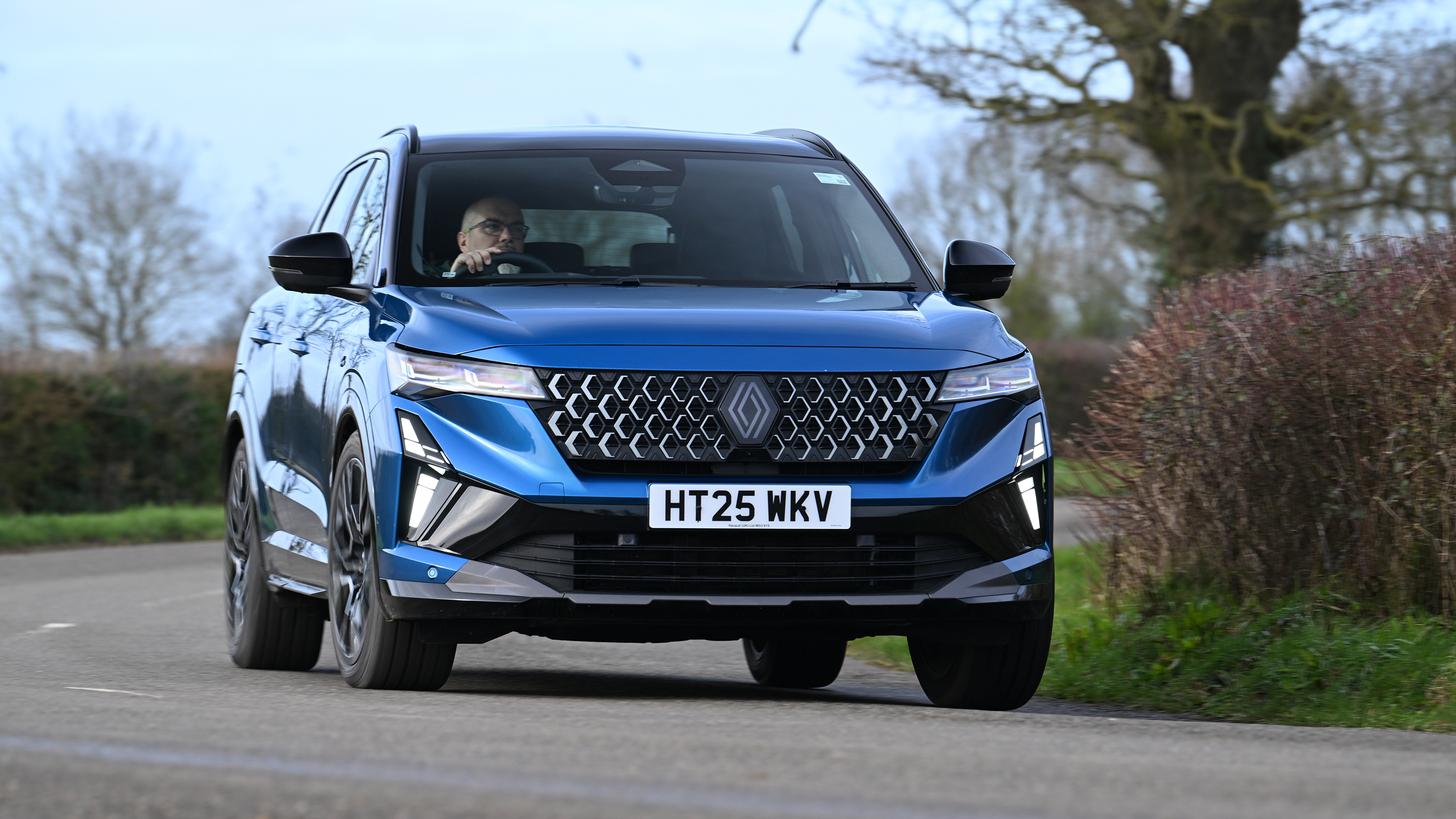 Renault Austral 2026 - front cornering 