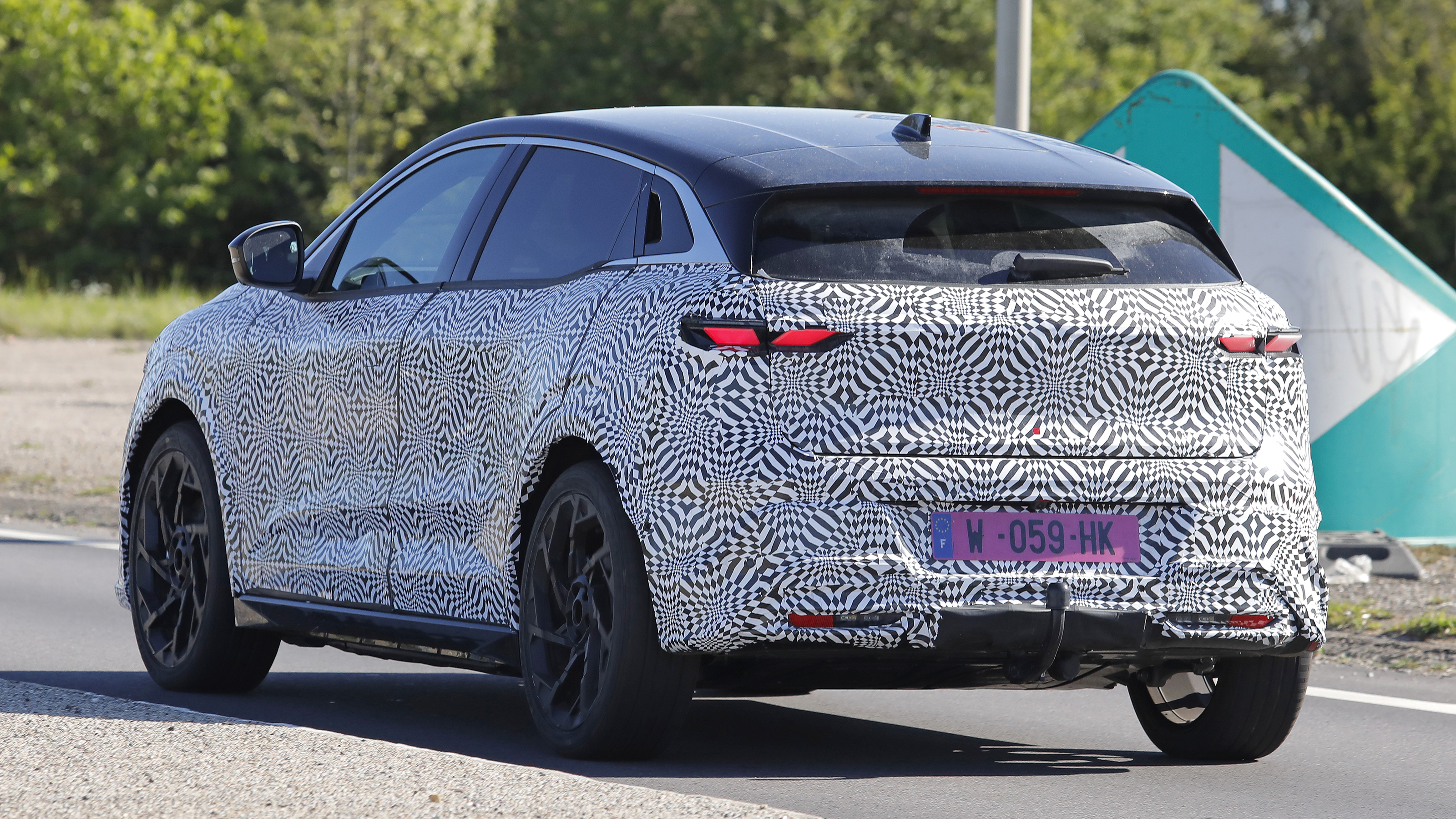Renault Megane E-Tech Facelift - rear end