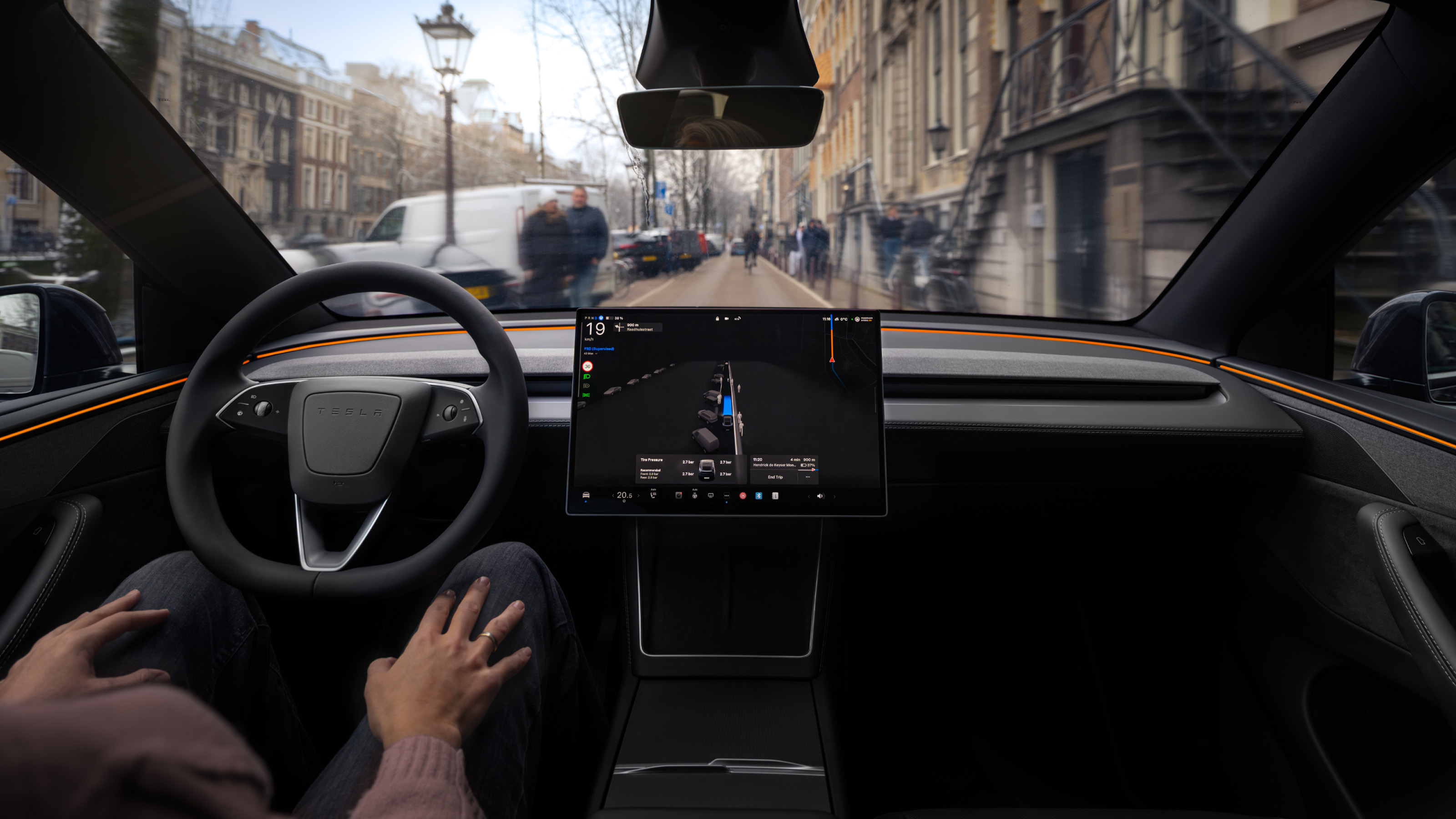 Tesla Full Self Driving (supervised) - header image 