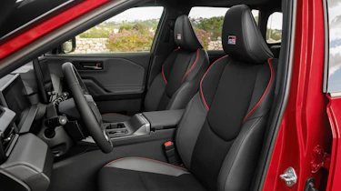 Toyota RAV4 - front seats