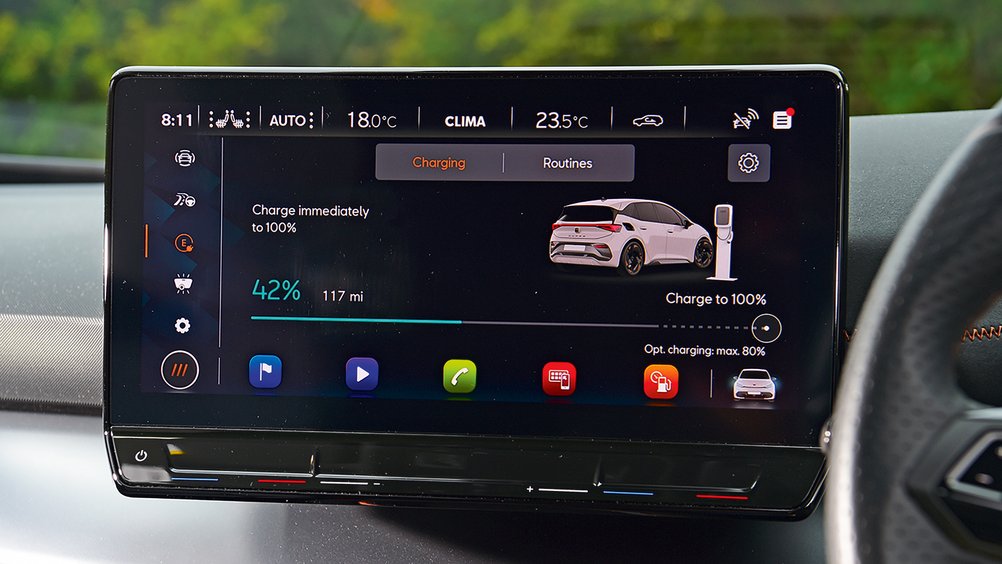 Used Cupra Born - screen