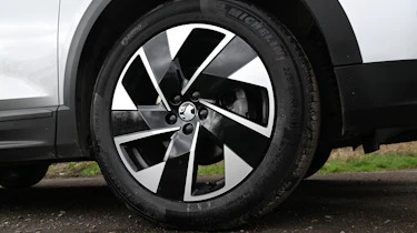 Vauxhall Grandland Hybird - alloy wheels