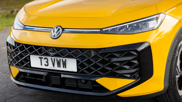 Volkswagen T-Roc R-Line - front lights