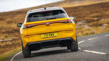 Volkswagen T-Roc R-Line - full rear
