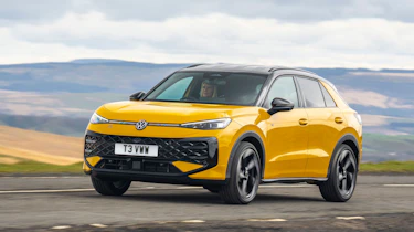 Volkswagen T-Roc R-Line - front action