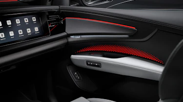Audi Q9 - door