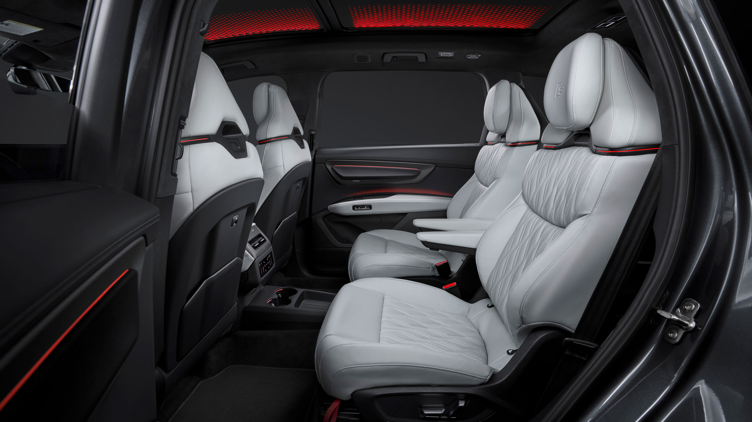 Audi Q9 - rear seats