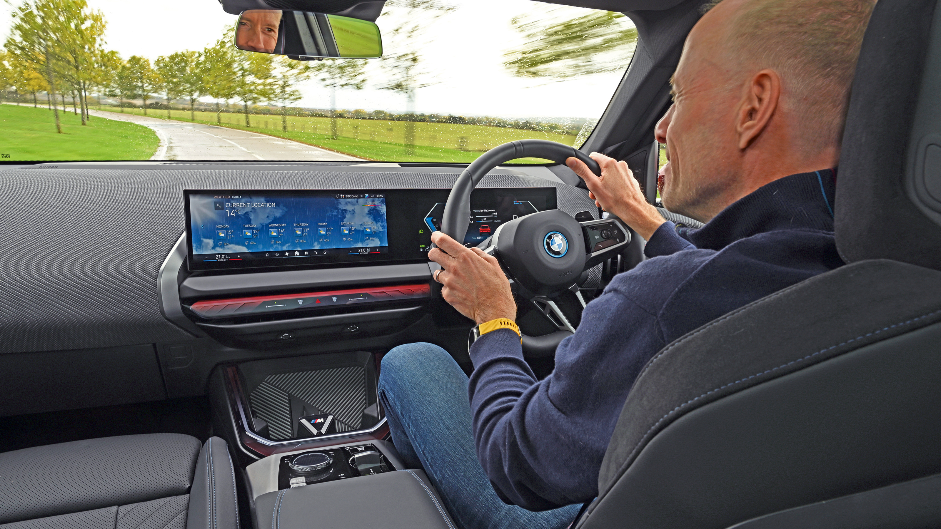 BMW X3 30e - driving
