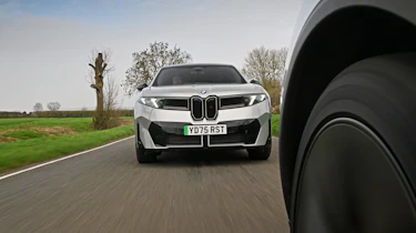 BMW iX3 - front action