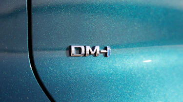 BYD Atto 2 DM-i - badge