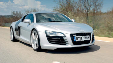 Audi R8 - front tracking