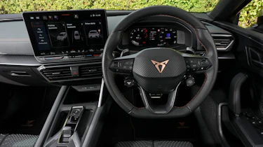 Cupra Leon - dashboard