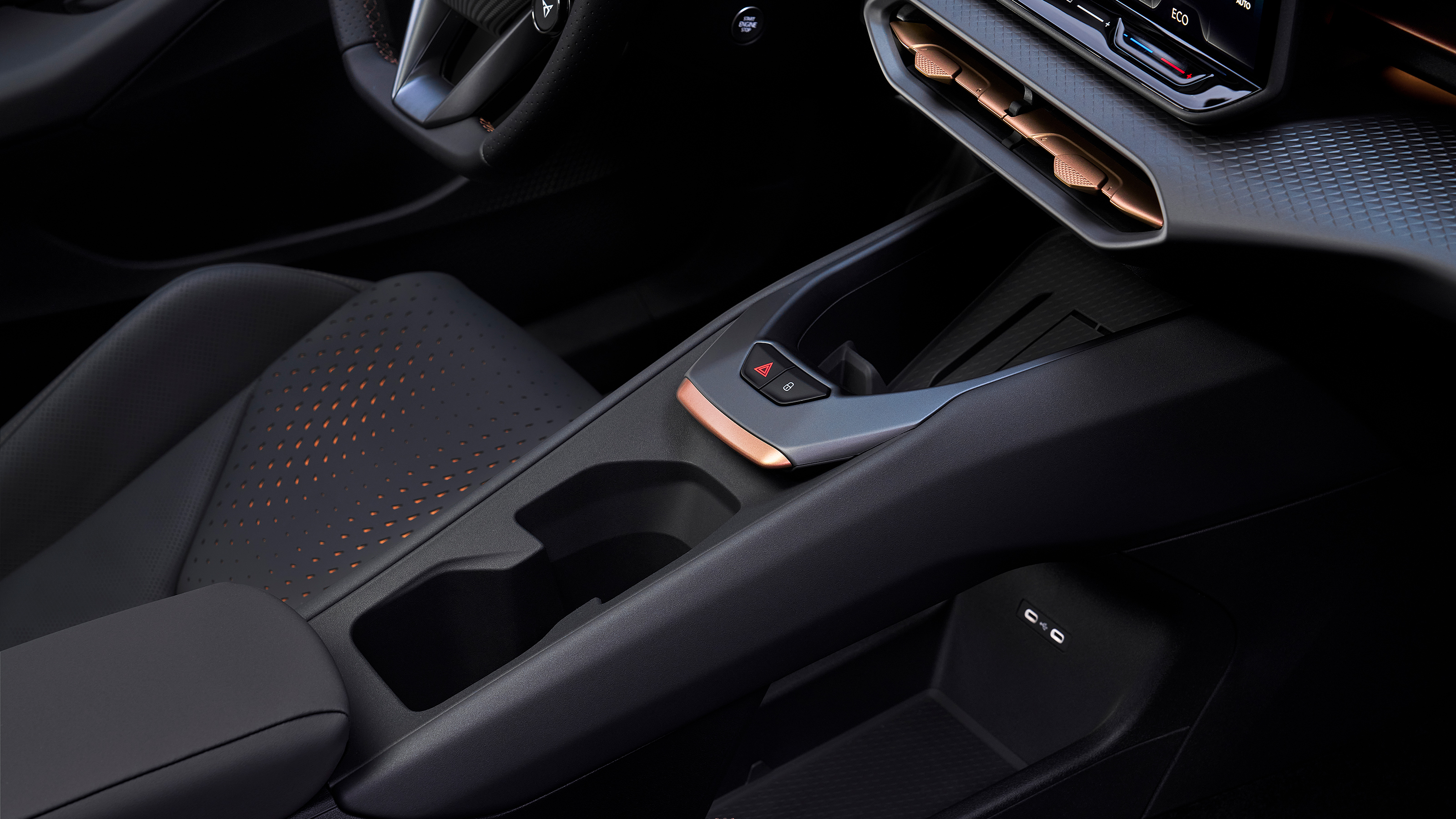 Cupra Raval - centre console
