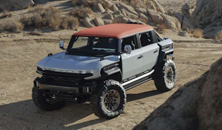 GMC Hummer X concept - front 3/4 static