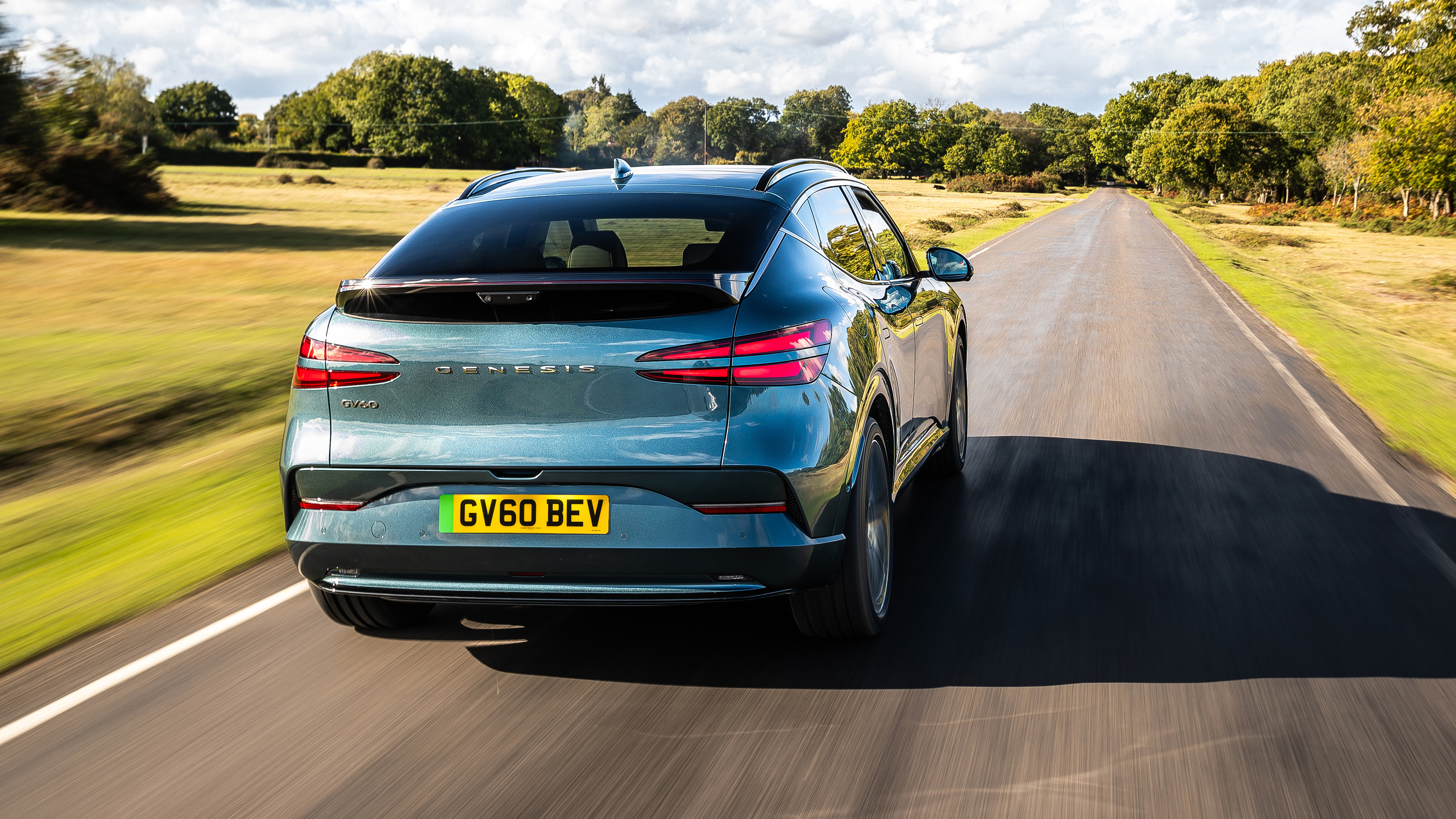Genesis GV60 - rear tracking
