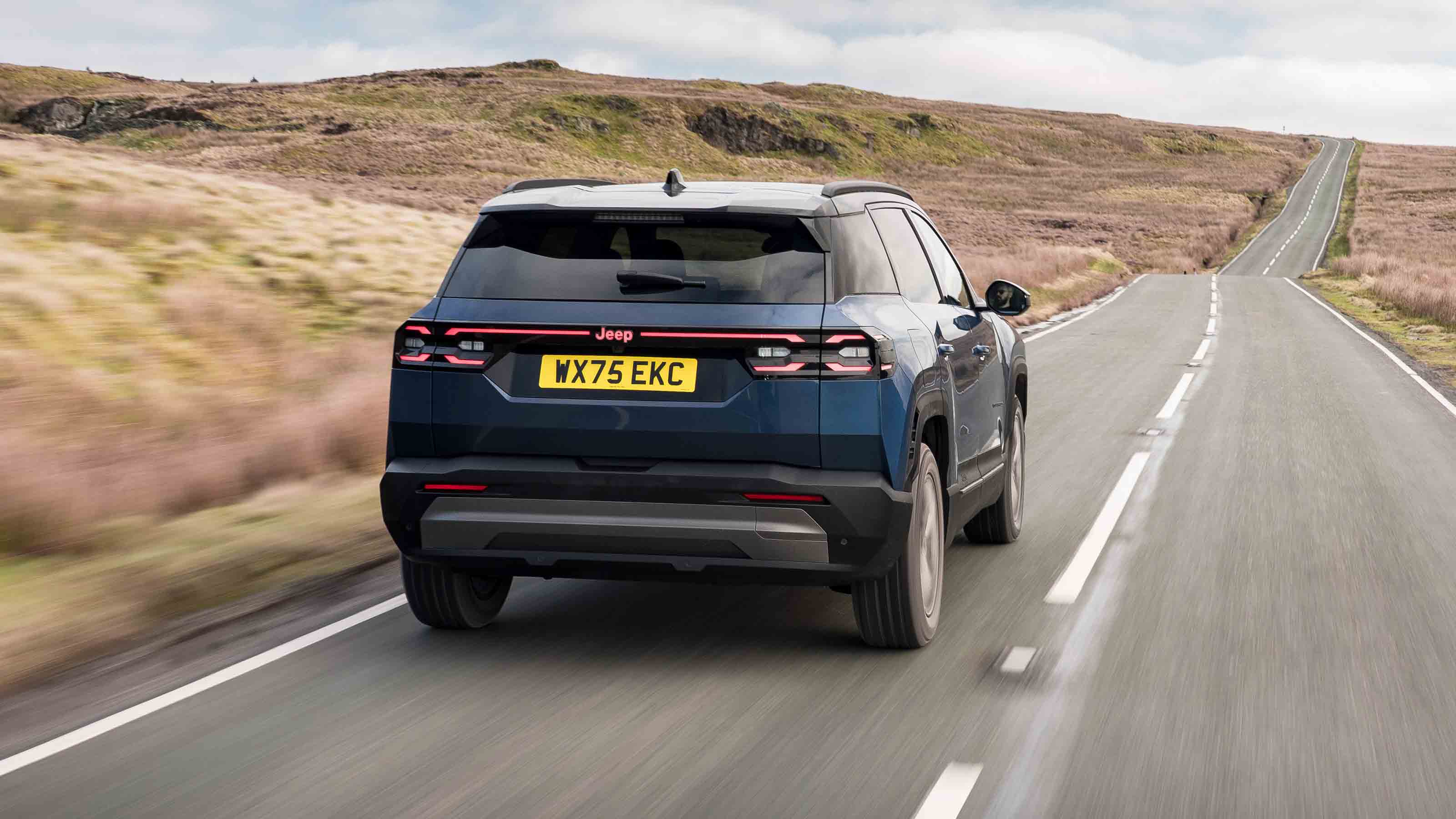 Jeep Compass - rear tracking