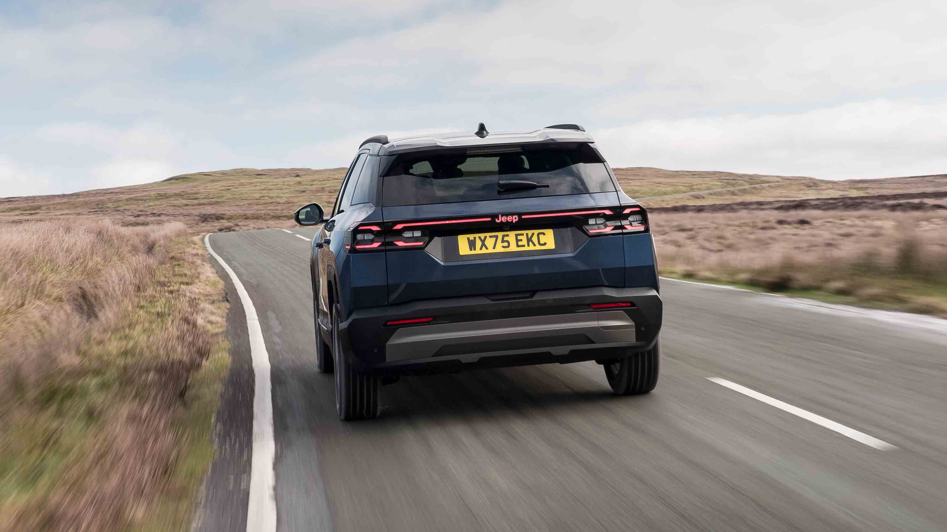 Jeep Compass - rear cornering