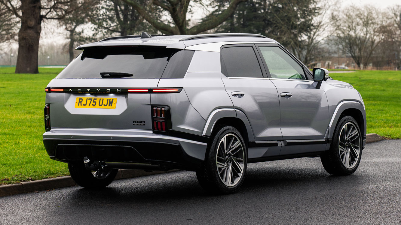 KGM Actyon Hybrid - rear
