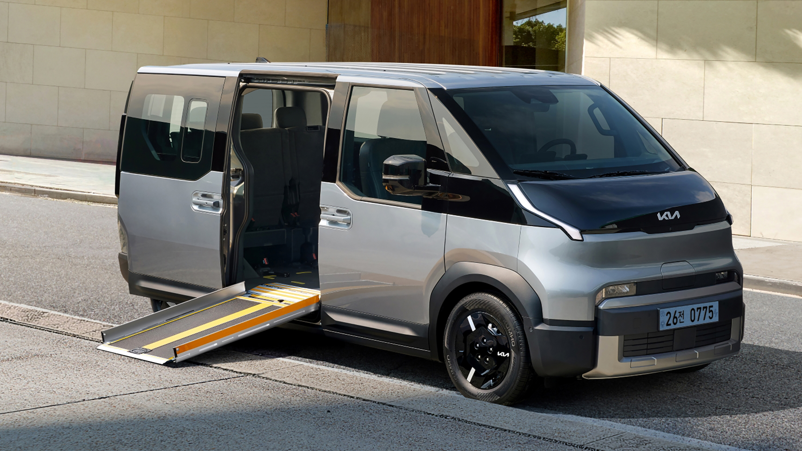 Kia PV5 WAV - front 