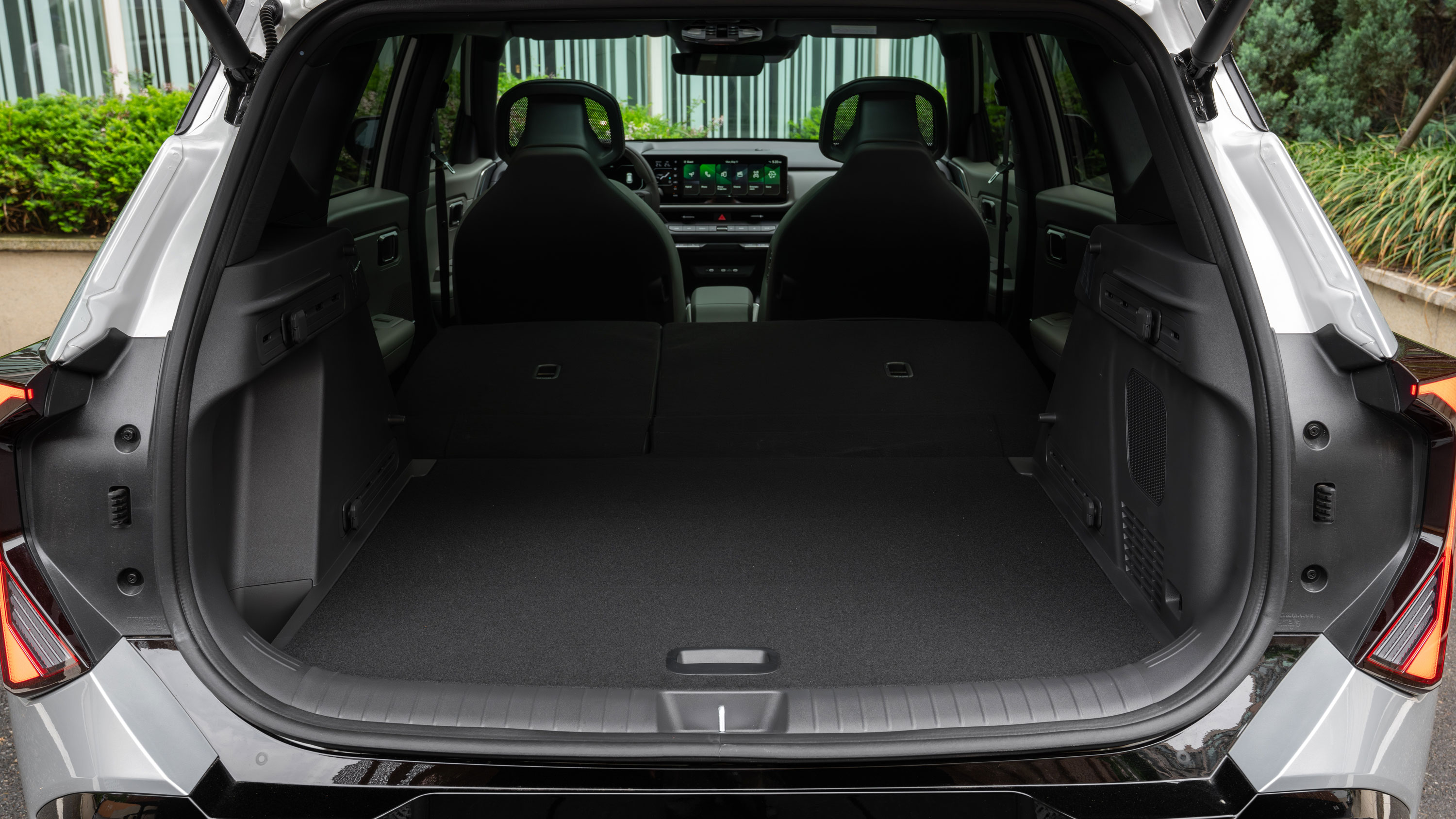 Kia Seltos - boot seats down