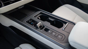Lexus ES - interior