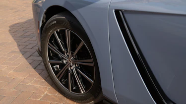 Lexus ES - wheel
