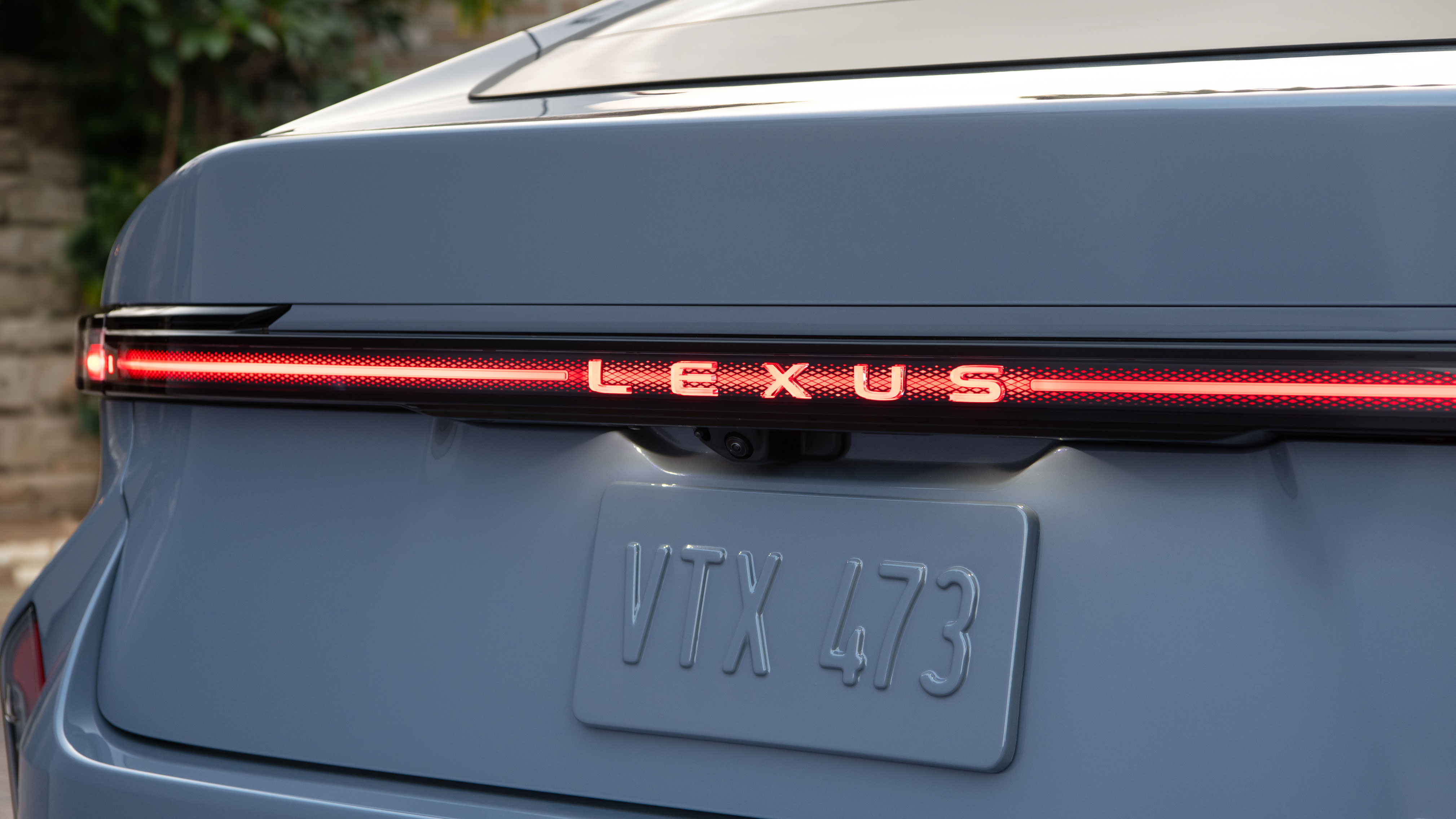 Lexus ES - rear detail