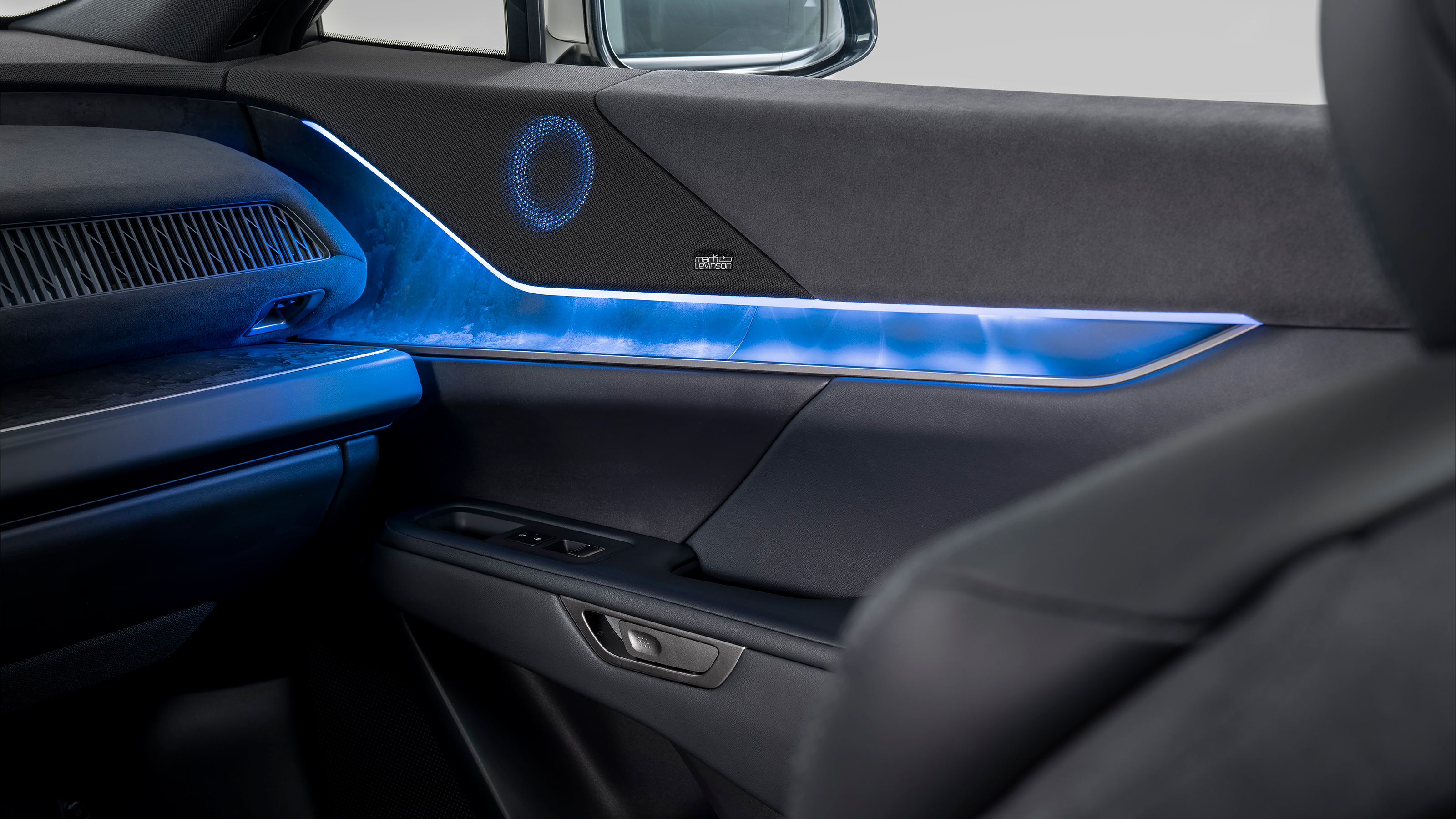Lexus TZ - door card