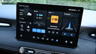 MG4 Urban - infotainment screen
