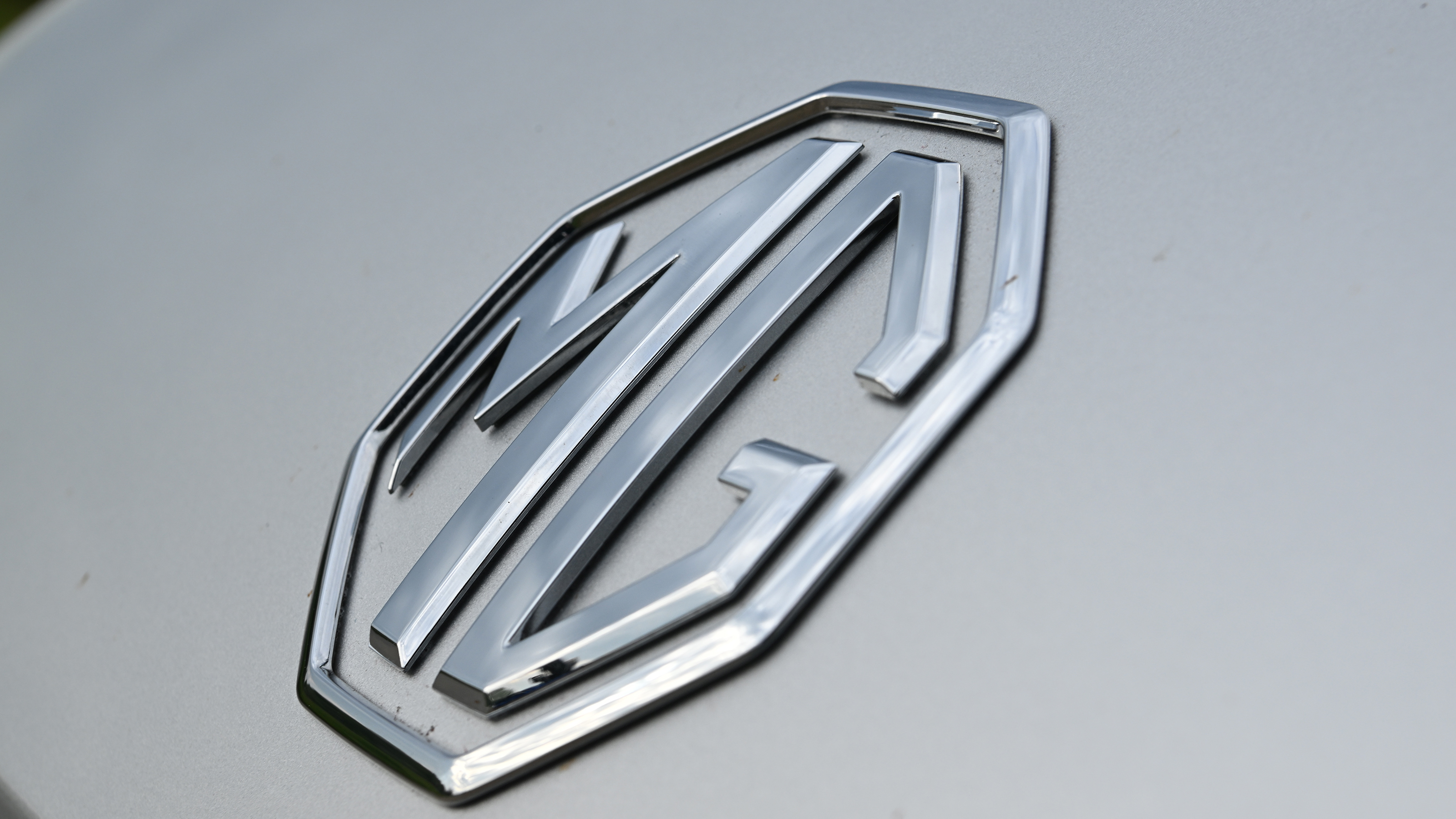 MG4 Urban - MG badge