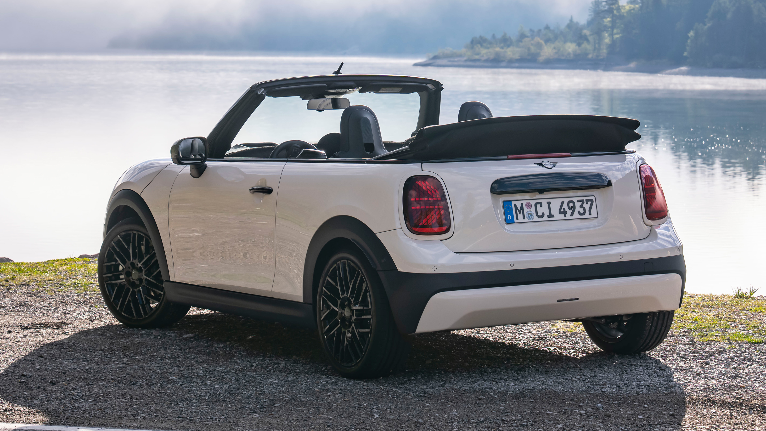 MINI Cooper Convertible S Paul Smith Edition - rear 3/4
