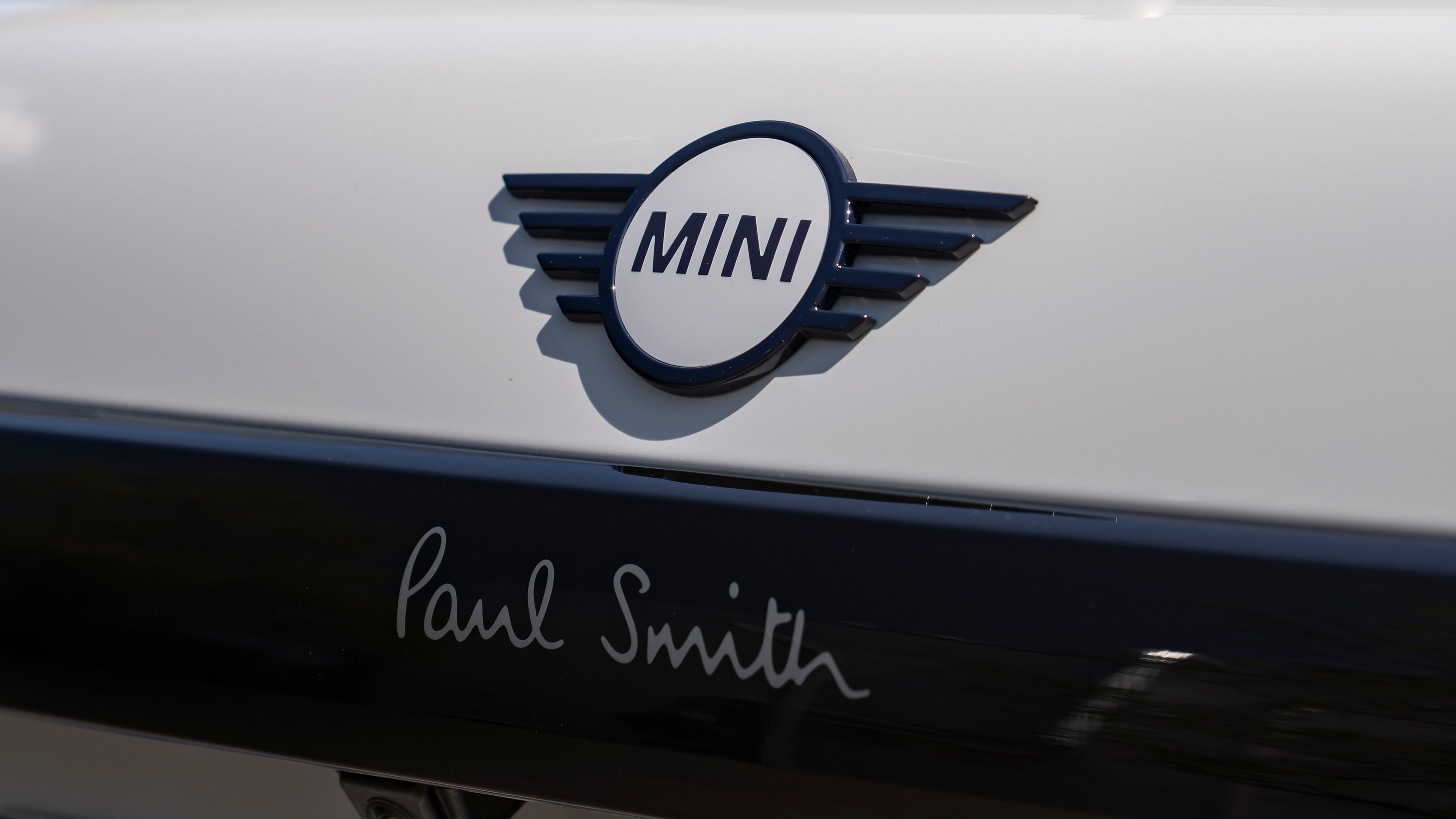 MINI Cooper S 3-Door Paul Smith Edition - rear badge
