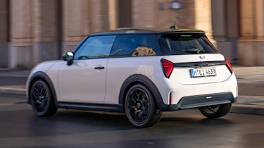 MINI Cooper S 3-Door Paul Smith Edition - rear 3/4