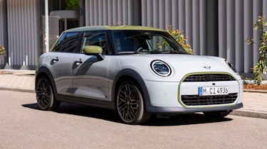 MINI Cooper S 5-Door Paul Smith Edition - front 3/4