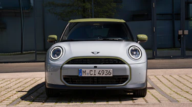 MINI Cooper S 5-Door Paul Smith Edition - front end
