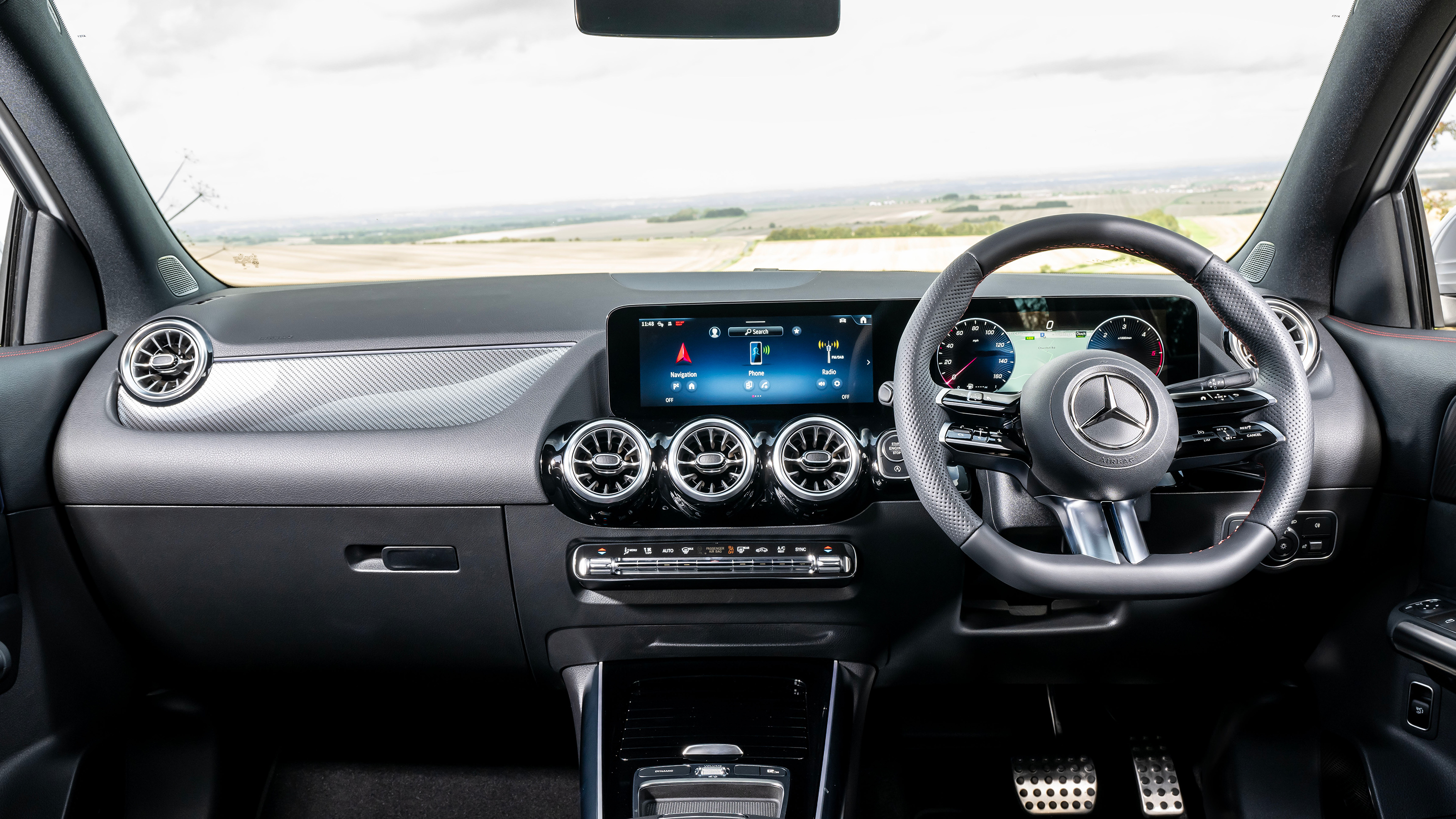 Mercedes GLA - dashboard