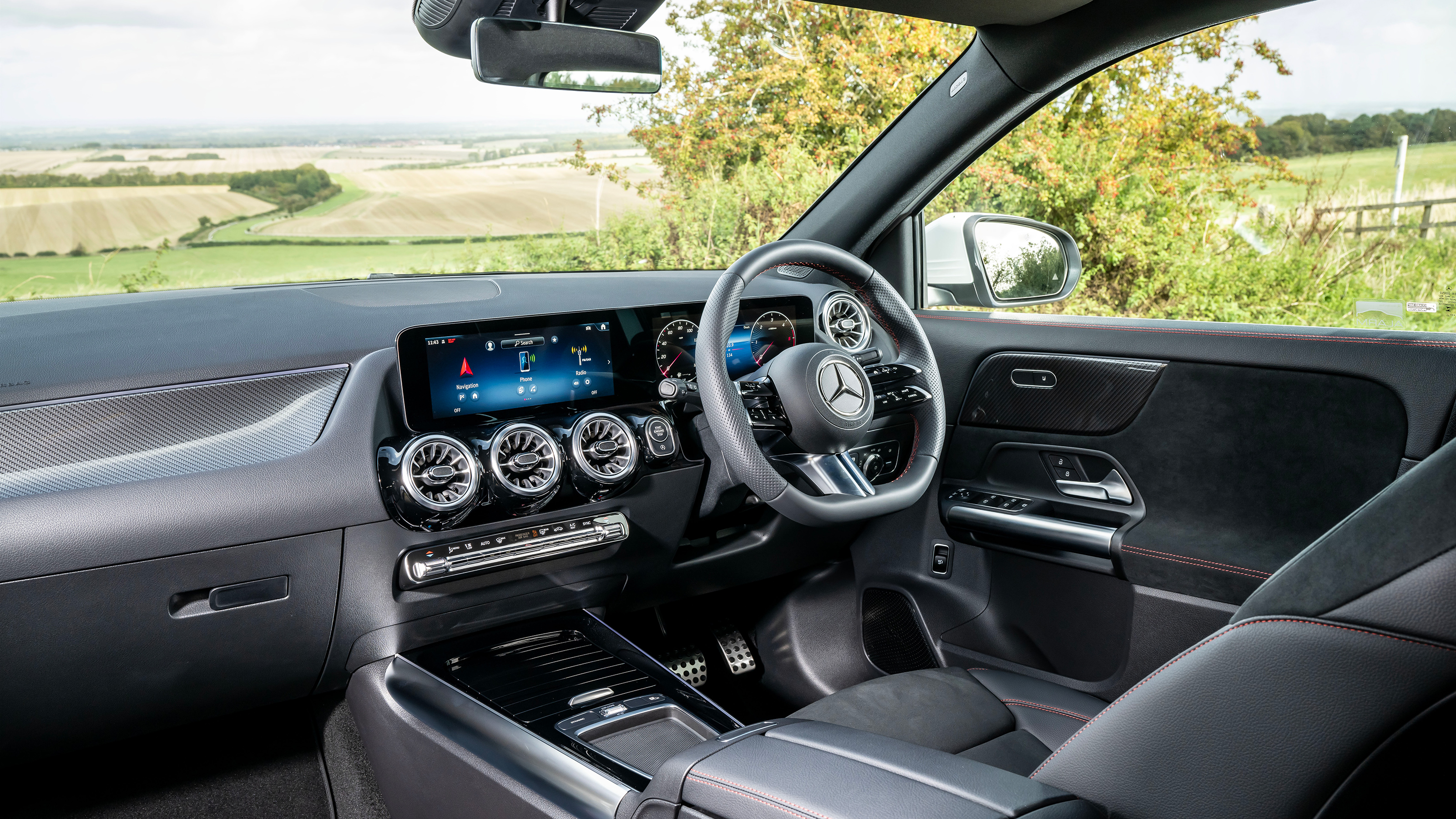 Mercedes GLA - interior