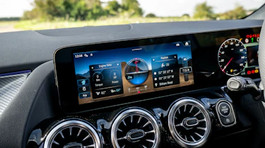 Mercedes GLA - infotainment screen