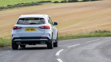 Mercedes GLA - rear cornering
