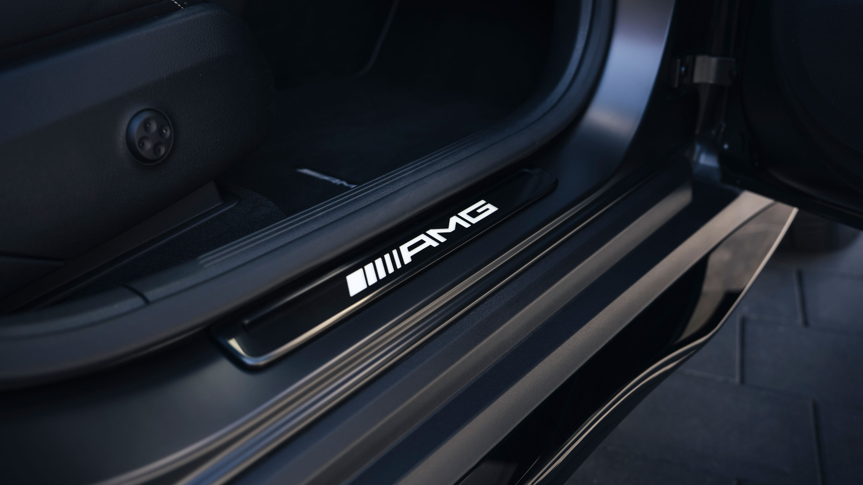 Mercedes-AMG GLC 53 - sill