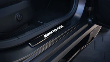 Mercedes-AMG GLC 53 - sill