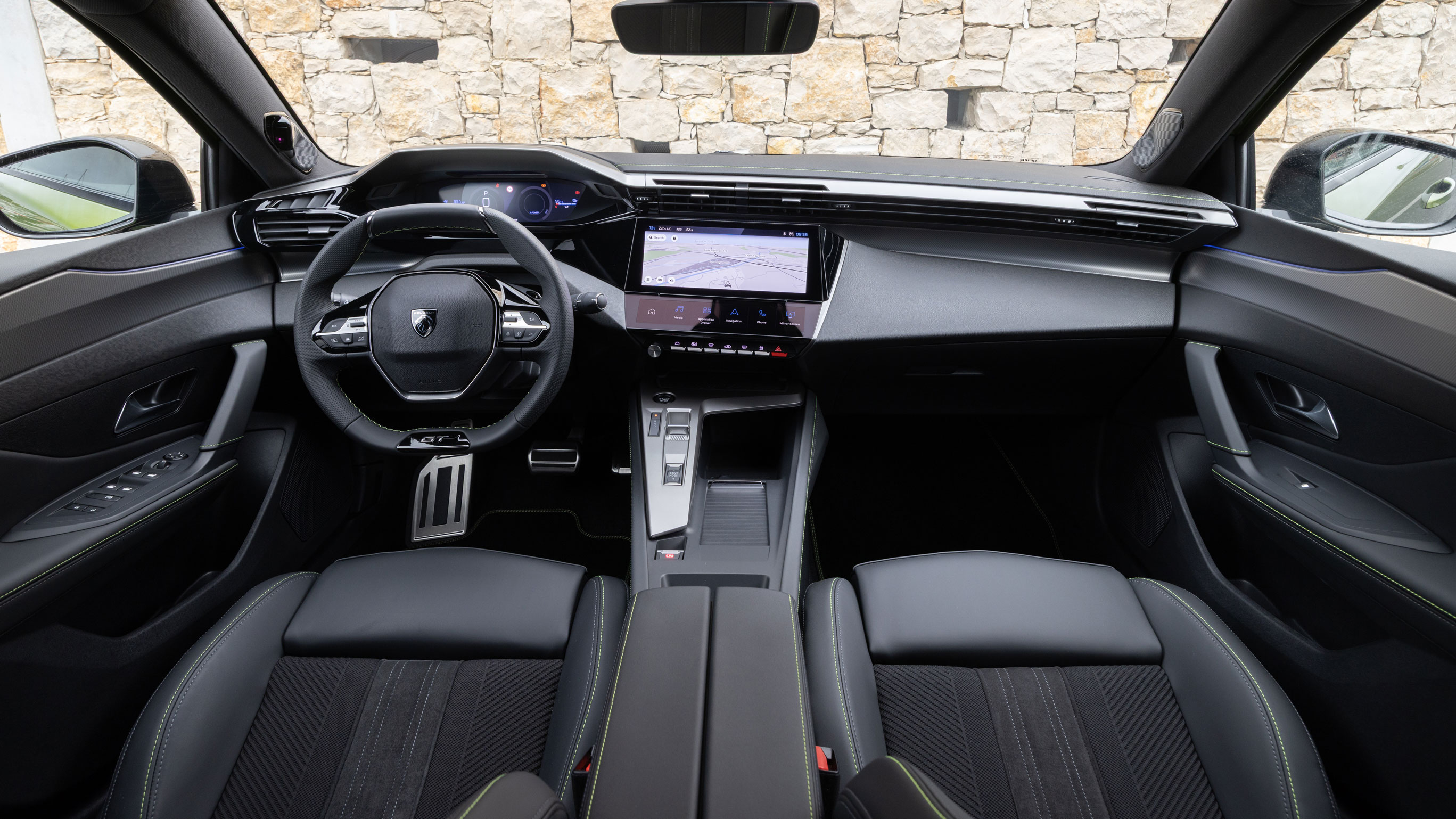 Peugeot E-408 facelift - dash